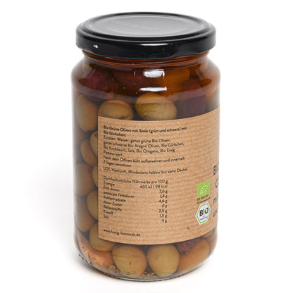 Bio Oliven Cocktail mit Gürkchen